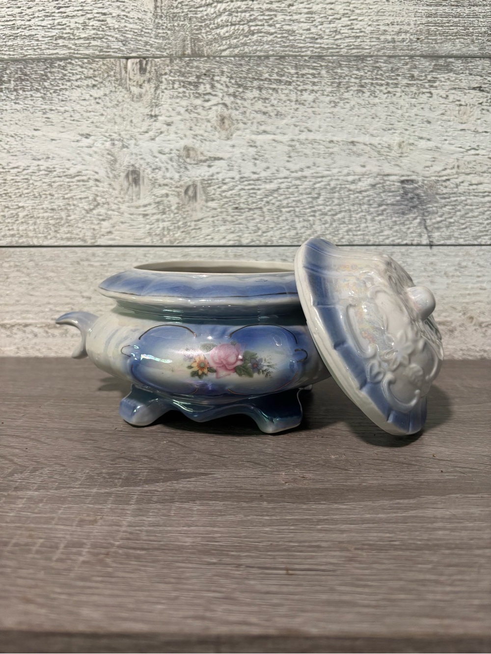 Blue and White Porcelain Trinket Dish with Rose Motif